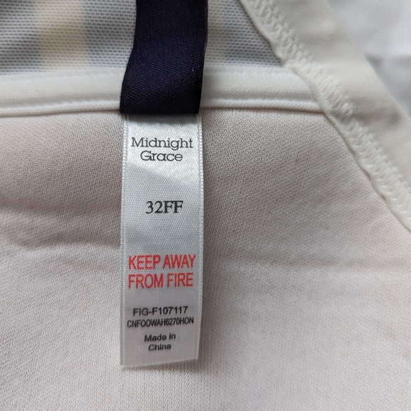 Midnight Grace lined bikini top - Picture 2 of 2